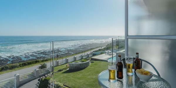 Ocean Breeze Appartement Sea View Buitenkant foto